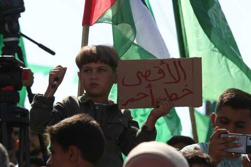 Palestinian,Hamas,Supporters,Take,Part,In,An,Anti-israel,Rally,,After