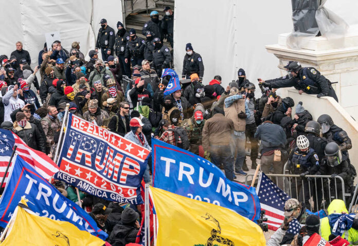 Washington,,Dc,-,January,6,,2021:,Police,Defend,Capitol,Building
