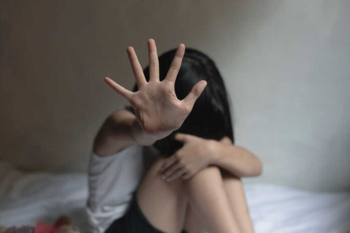 Stop,Violence,And,Abused,Children.,Sad,Little,Girl,Sitting,In