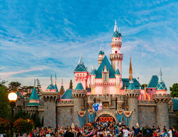 disneyland2183706705jpg Disneyland castle with crowd during daytime clear sky