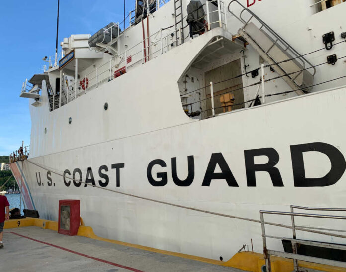 Huatulco,,Mexico,-,October,2019:,U.s.coast,Guard,Ship,In,Port