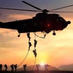 Rope Demo Disaster – Fatal Drop Prompts Elite Unit Stand-Down military helicopter with soldiers fast-roping at sunset